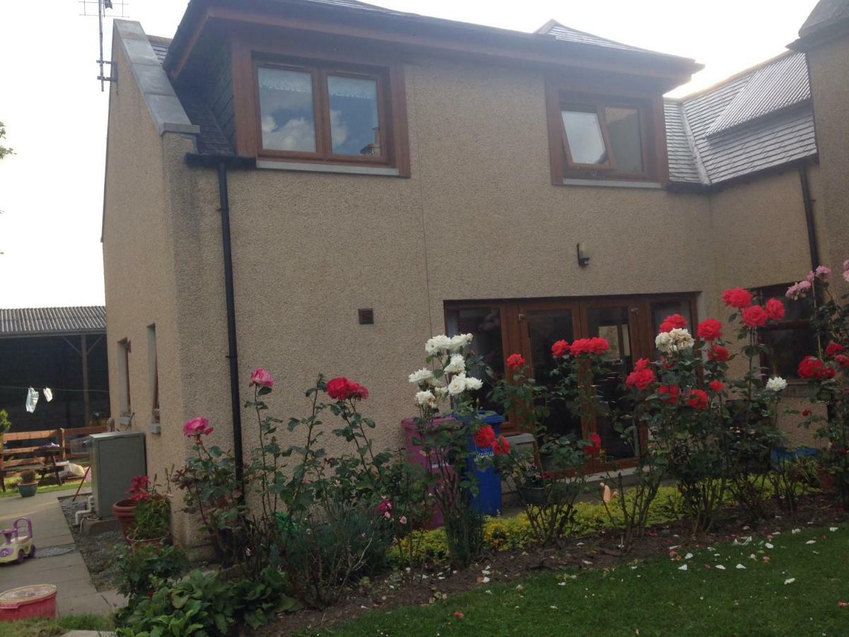 Meikle Ardrone Homestay Keith Kültér fotó